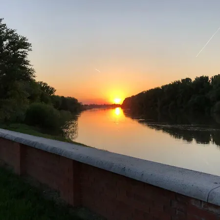 Szoke Tisza Vendeghaz Apartment